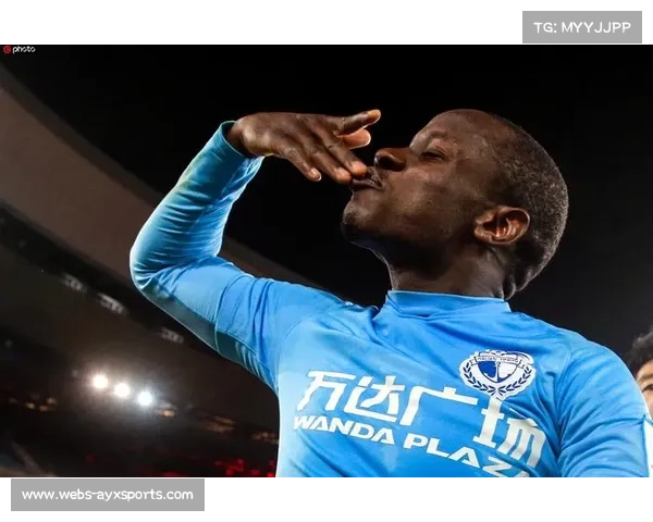 穆谢奎坦言希望在大连结束职业生涯 感谢这座城市给我的一切 穆谢奎坦言希望在大连结束职业生涯 感谢这座城市给我的一切