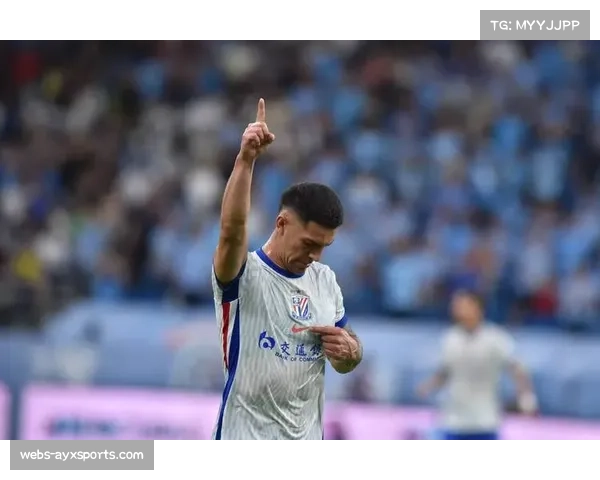 马赛中场戈梅斯首开纪录 远射能力展现无遗